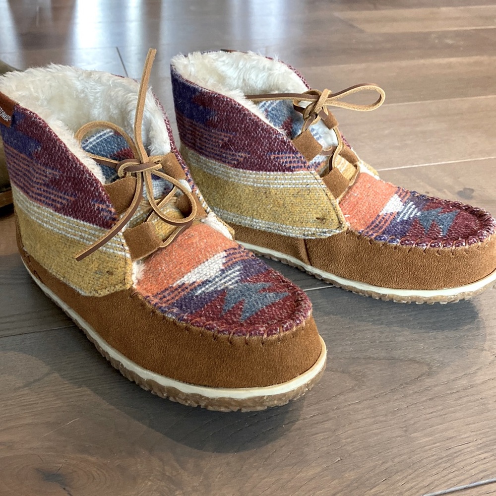 Minnetonka Slipper Style Boots